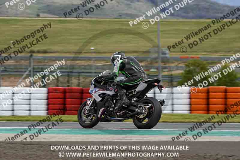 cadwell no limits trackday;cadwell park;cadwell park photographs;cadwell trackday photographs;enduro digital images;event digital images;eventdigitalimages;navarra;no limits trackdays;peter wileman photography;racing digital images;trackday digital images;trackday photos